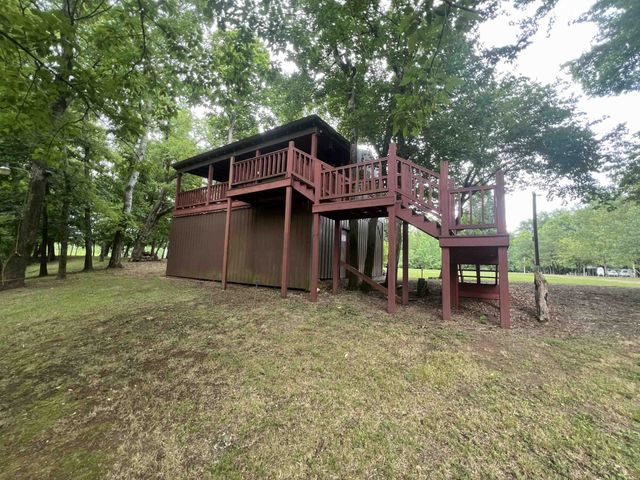 590 TOWBOAT LN, Adamsville, TN 38310