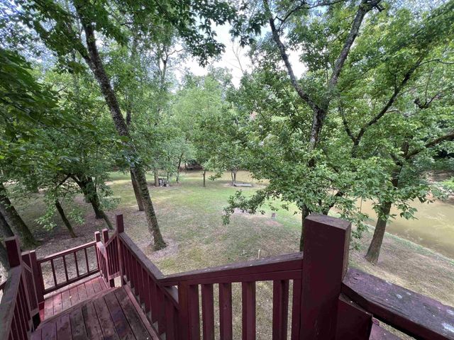 590 TOWBOAT LN, Adamsville, TN 38310