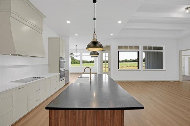 19657 MATHER Road, Sedalia, MO 65301