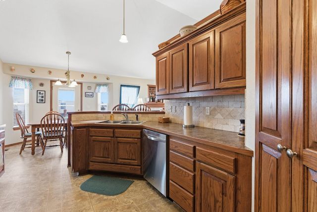 2851 W 3rd Ave., El Dorado, KS 67042