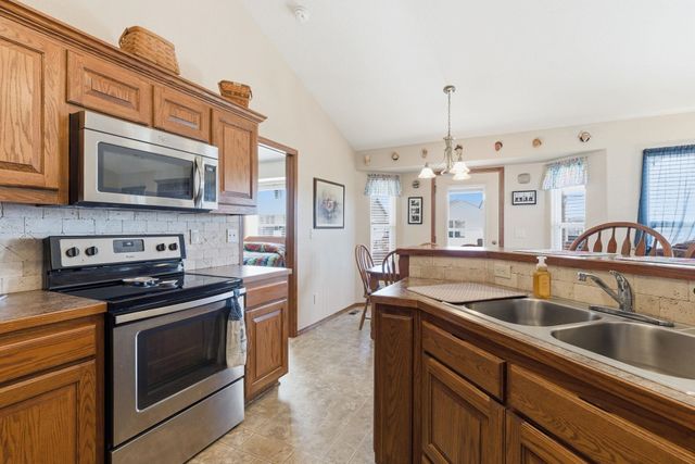 2851 W 3rd Ave., El Dorado, KS 67042