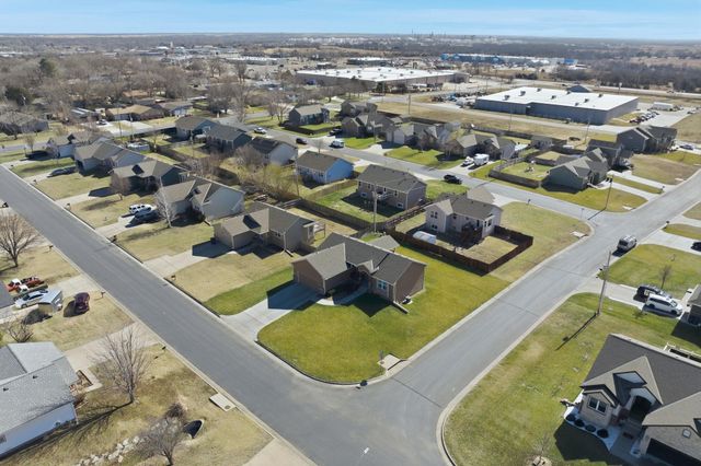 2851 W 3rd Ave., El Dorado, KS 67042