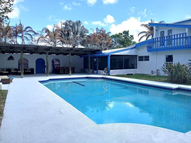 4500 SW Boatramp Avenue, Palm City, FL 34990