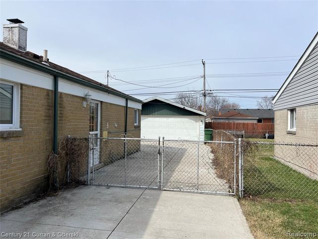 15444 Mulberry Street, Southgate, MI 48195