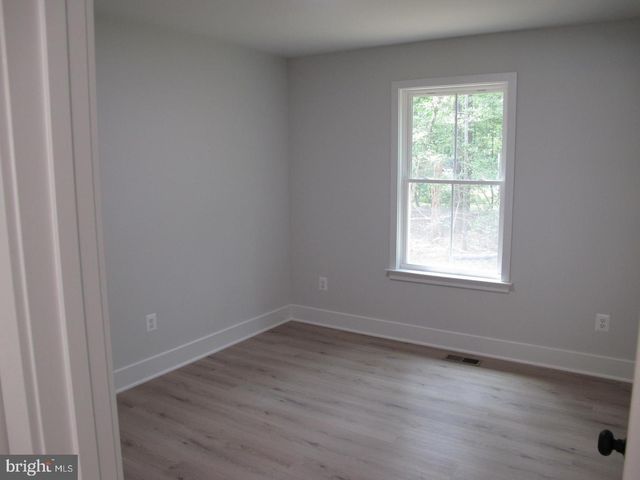 134 WILDWOOD RD, Colonial Beach, VA 22443