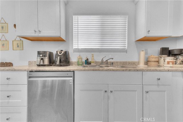 2898 E Sarnia, Ontario, CA 91761