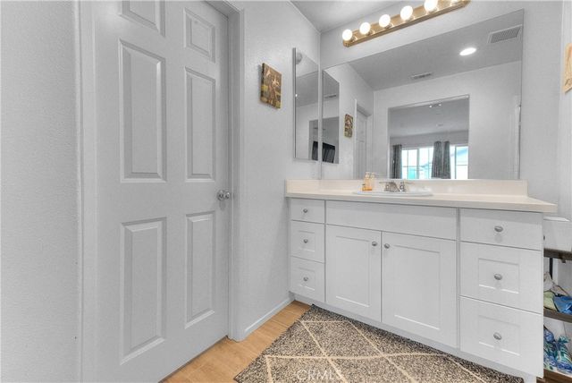 2898 E Sarnia, Ontario, CA 91761