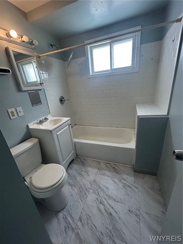 74 Philadelphia LOWER Street, Buffalo, NY 14207