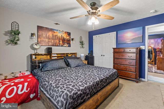 112 LARRY WAY, Bunker Hill, WV 25413