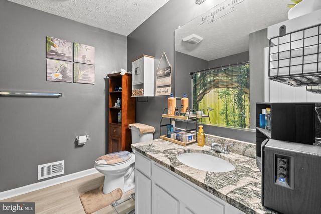 112 LARRY WAY, Bunker Hill, WV 25413