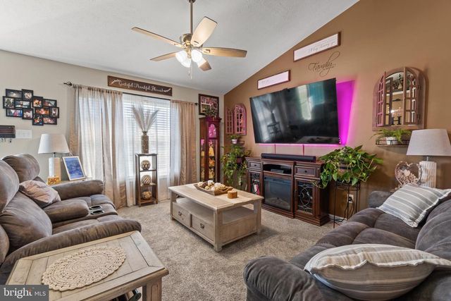 112 LARRY WAY, Bunker Hill, WV 25413