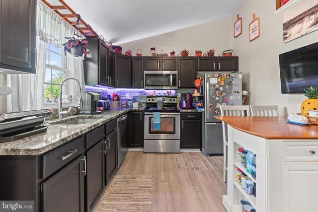112 LARRY WAY, Bunker Hill, WV 25413
