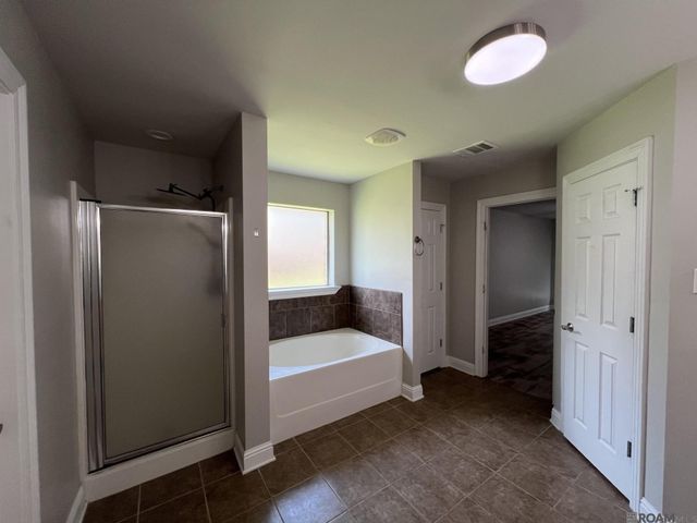 23816 Stoneridge Ln, Denham Springs, LA 70726