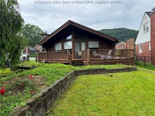 3308 Virginia Avenue Se, Charleston, WV 25304