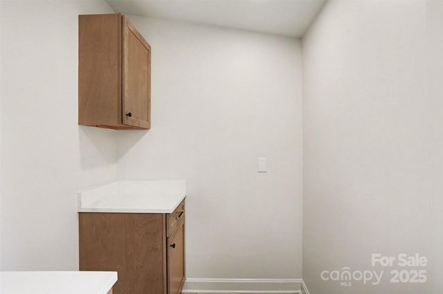 6738 Starcrest Drive, Charlotte, NC 28210