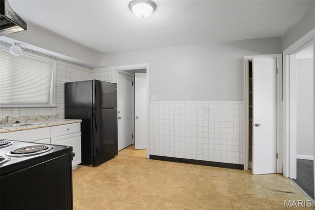 613 Plantmore Drive, St Louis, MO 63135