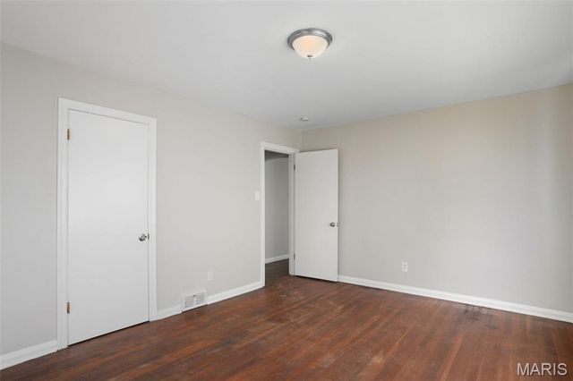 613 Plantmore Drive, St Louis, MO 63135