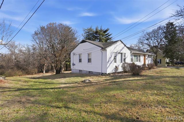 613 Plantmore Drive, St Louis, MO 63135