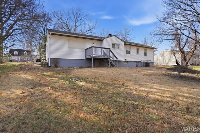 613 Plantmore Drive, St Louis, MO 63135