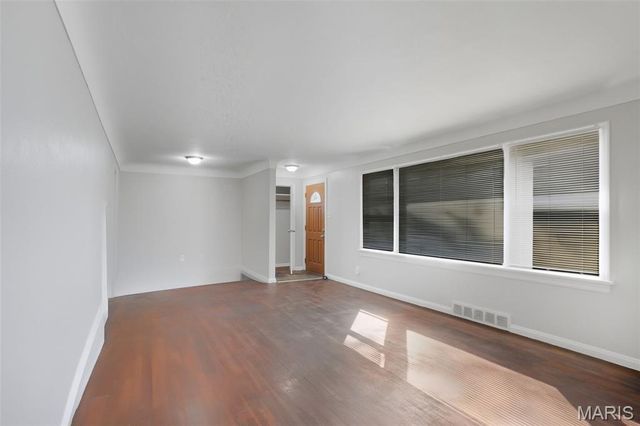 613 Plantmore Drive, St Louis, MO 63135