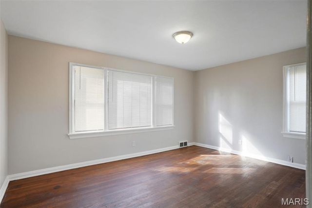 613 Plantmore Drive, St Louis, MO 63135