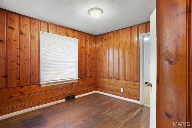 613 Plantmore Drive, St Louis, MO 63135