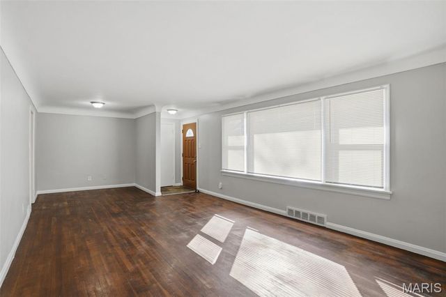 613 Plantmore Drive, St Louis, MO 63135