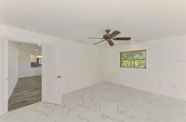 140 S OXFORD DRIVE, Englewood, FL 34223