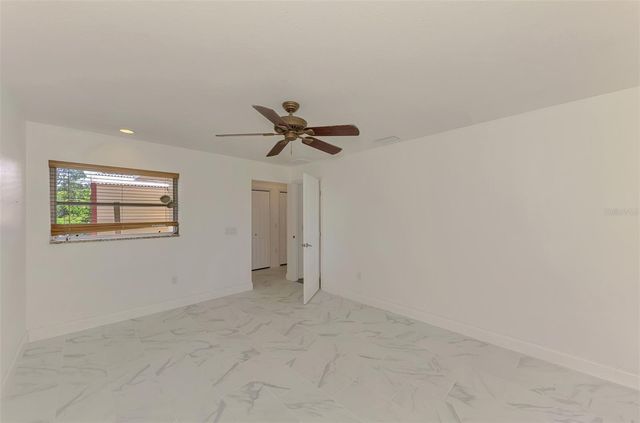 140 S OXFORD DRIVE, Englewood, FL 34223