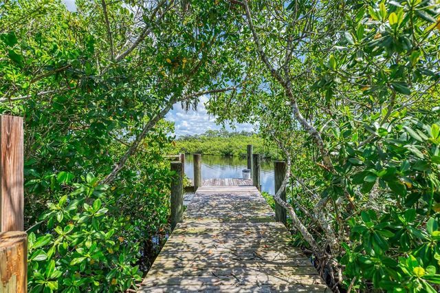 140 S OXFORD DRIVE, Englewood, FL 34223