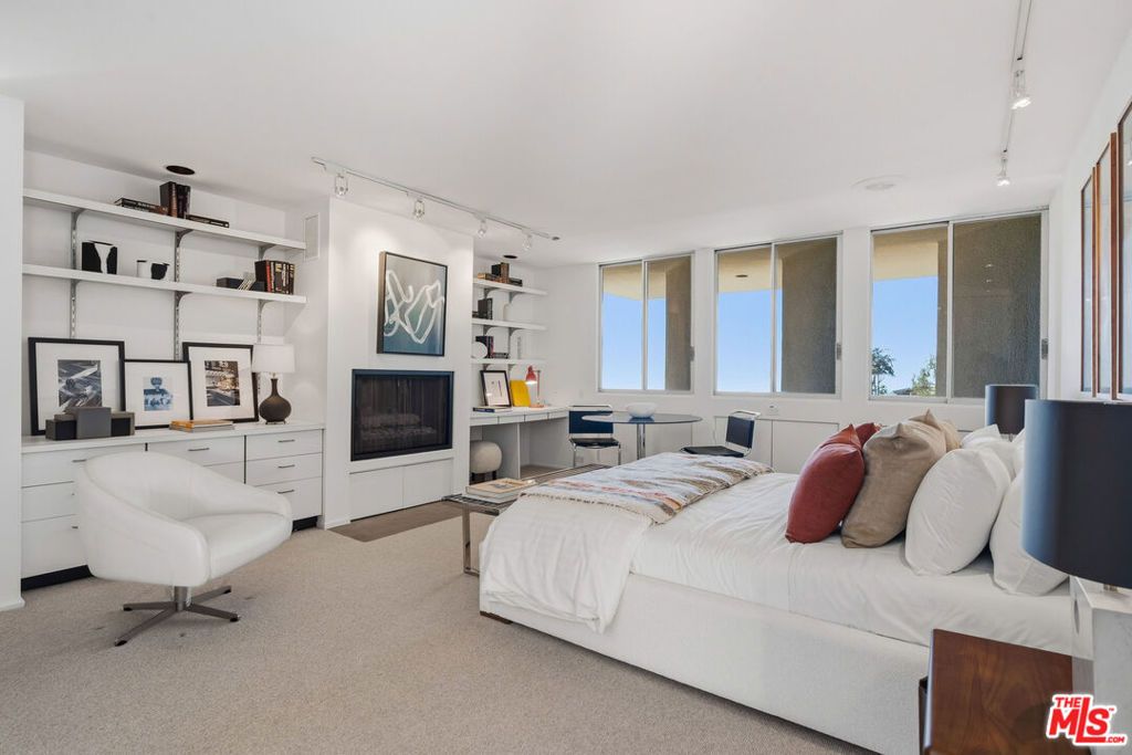 Image 22 of property listing at 12268 Canna Road, Los Angeles, CA 90049