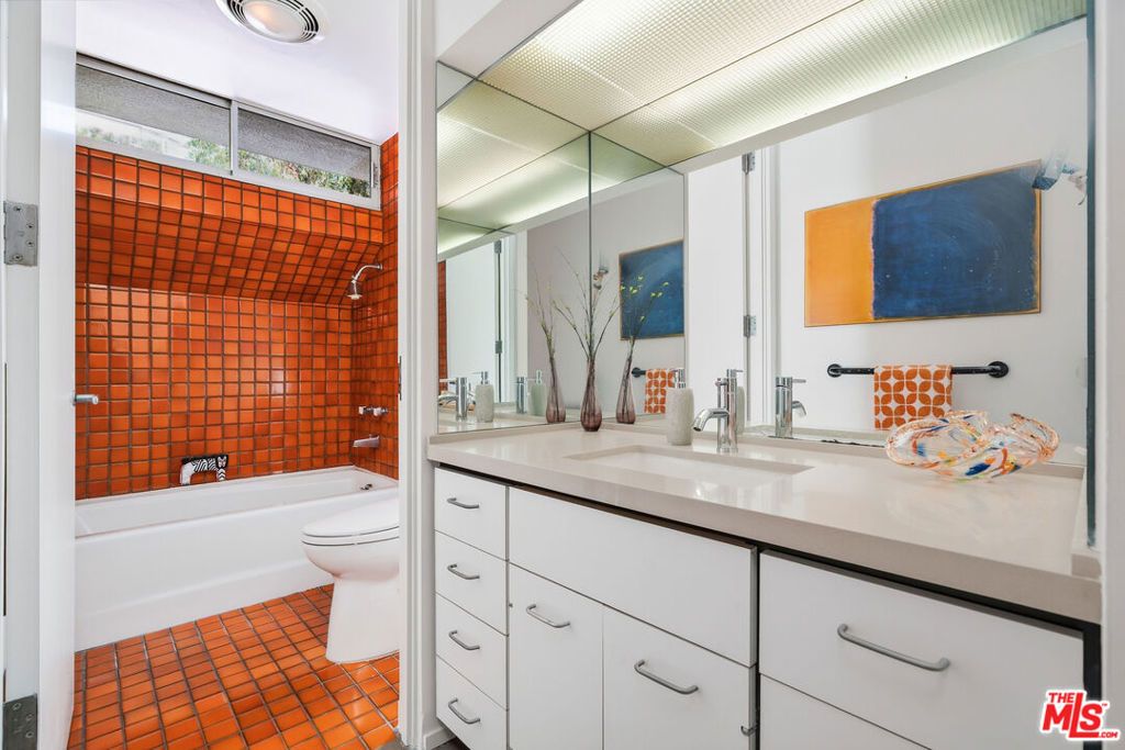 Image 32 of property listing at 12268 Canna Road, Los Angeles, CA 90049