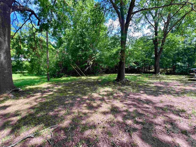 1201 Swinging Bridge, Longview, TX 75604