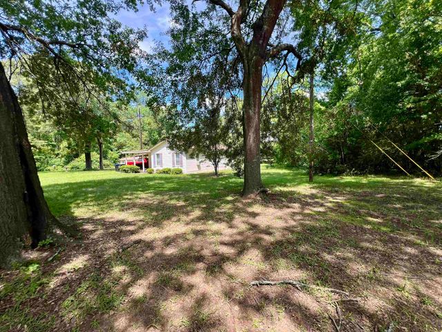 1201 Swinging Bridge, Longview, TX 75604