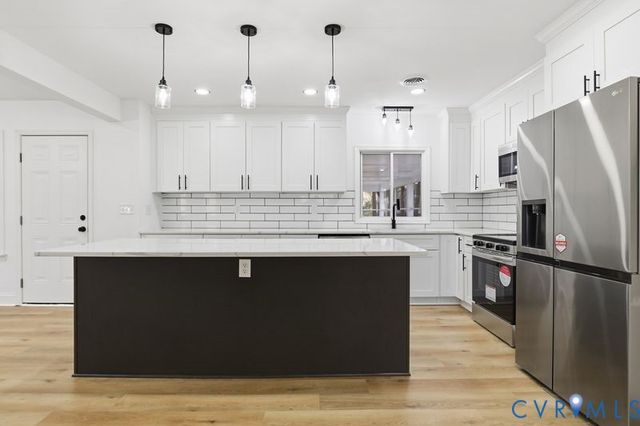 2913 Rolyart Rd, Petersburg, VA 23805