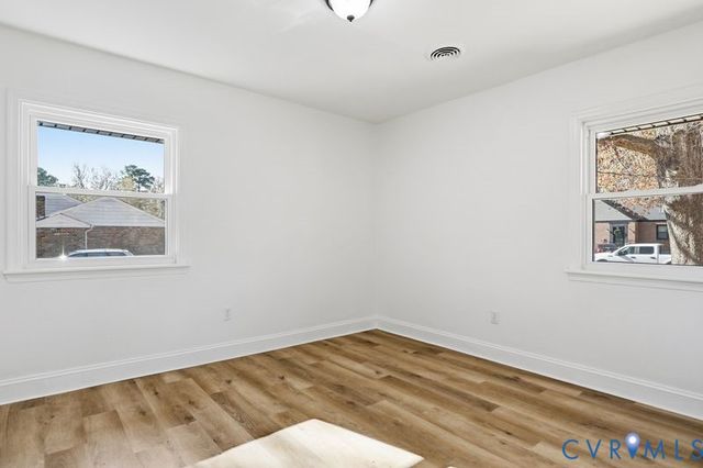 2913 Rolyart Rd, Petersburg, VA 23805