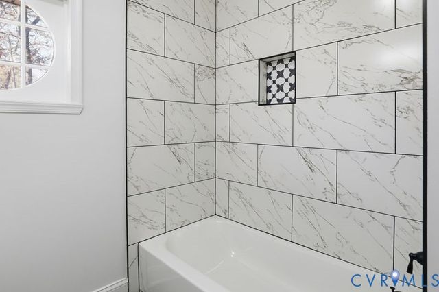 2913 Rolyart Rd, Petersburg, VA 23805