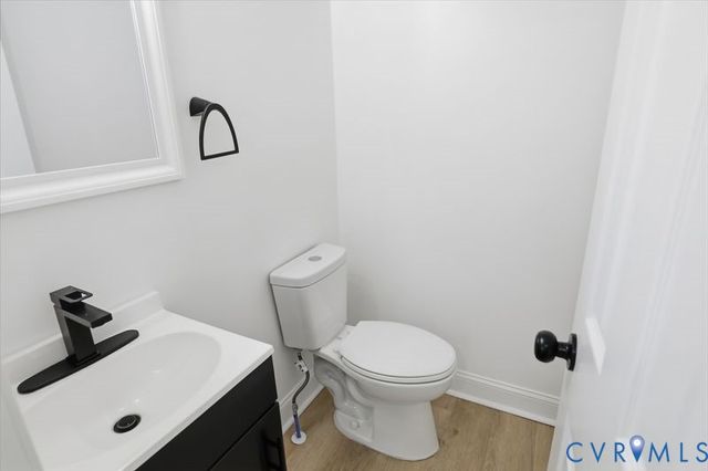 2913 Rolyart Rd, Petersburg, VA 23805