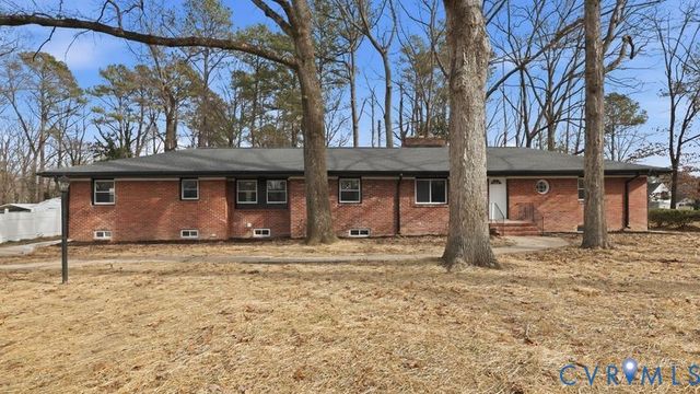 2913 Rolyart Rd, Petersburg, VA 23805