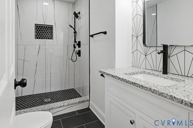 2913 Rolyart Rd, Petersburg, VA 23805