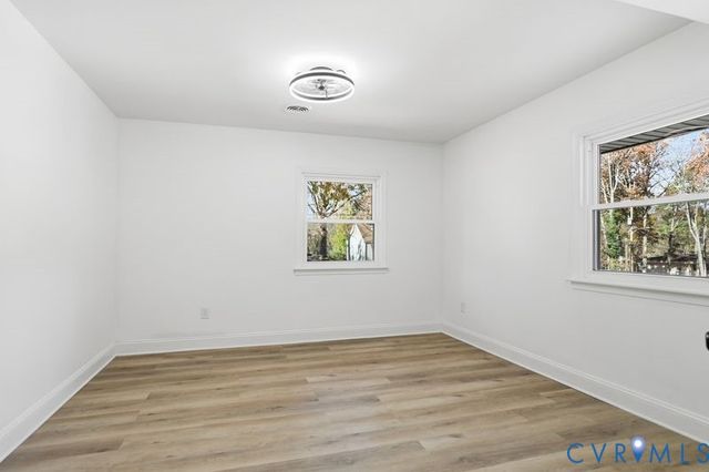 2913 Rolyart Rd, Petersburg, VA 23805