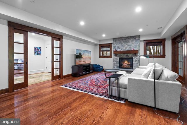 5600 BRITE DR, Bethesda, MD 20817