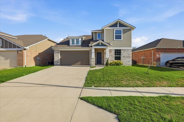 517 High Desert Drive, Fort Worth, TX 76131