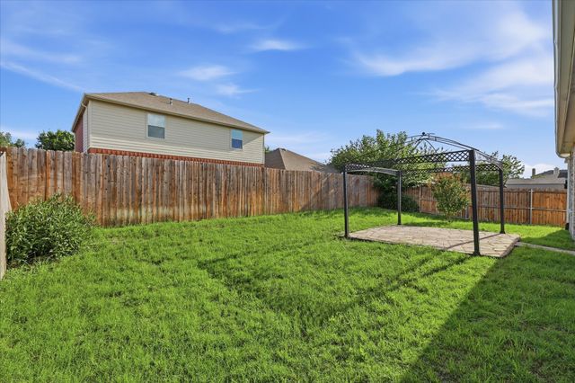 517 High Desert Drive, Fort Worth, TX 76131