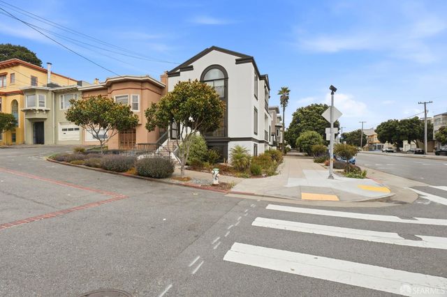 496 38th Avenue, San Francisco, CA 94121
