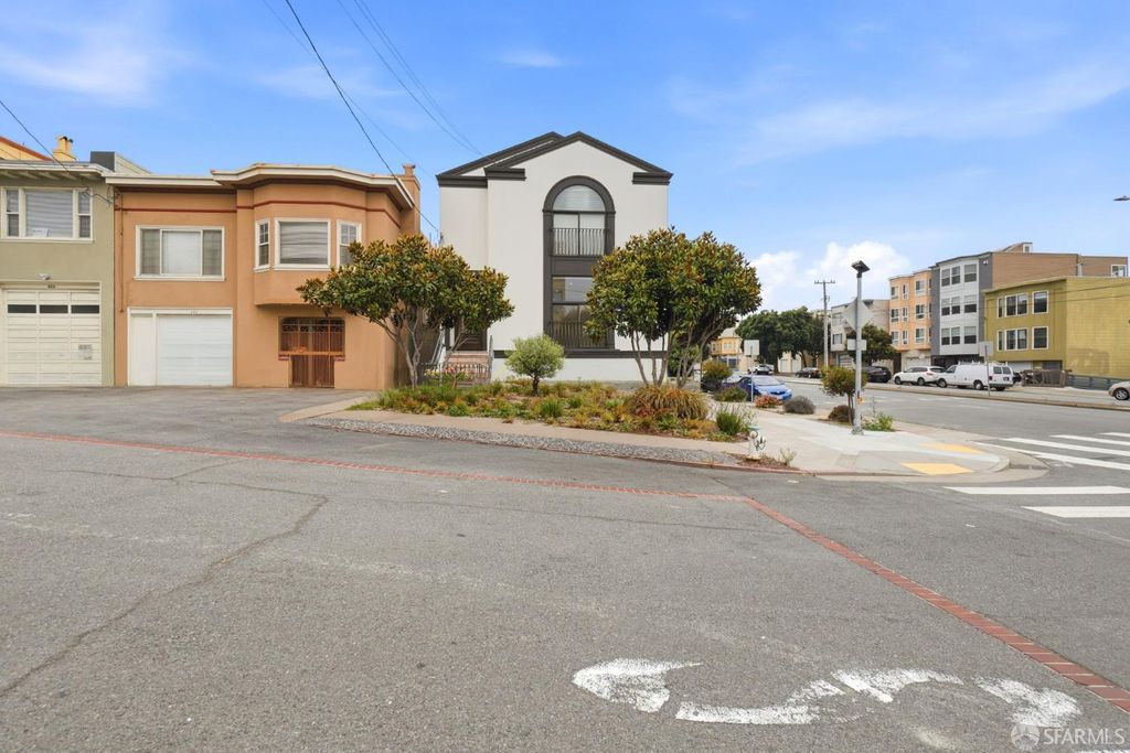 496 38th Avenue, San Francisco, CA 94121