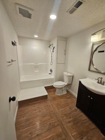 14070 Candlewood Lane NE, Prior Lake, MN 55372