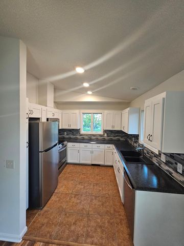 14070 Candlewood Lane NE, Prior Lake, MN 55372