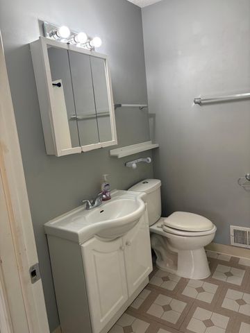 3441 Pilgrim Lane N, Plymouth, MN 55441