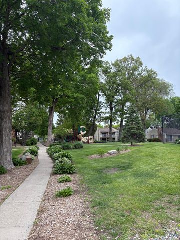 3441 Pilgrim Lane N, Plymouth, MN 55441